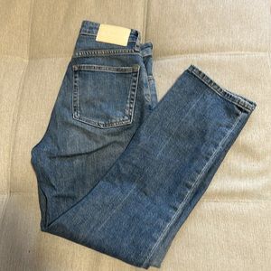 The High Rise Straight Jean - 25 Ankle